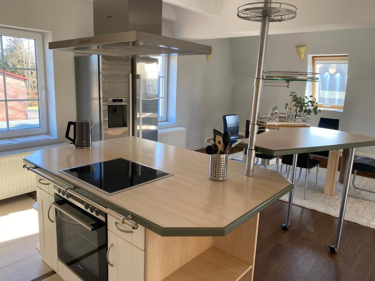 Stilvolle Ferienwohnung In Der Naehe Von Schwerin Dummer エクステリア 写真